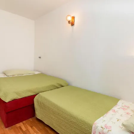 아파트 2 Bedroom In