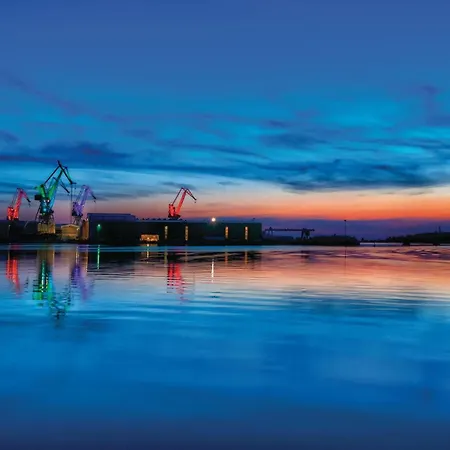 2 Bedroom Gorgeous In